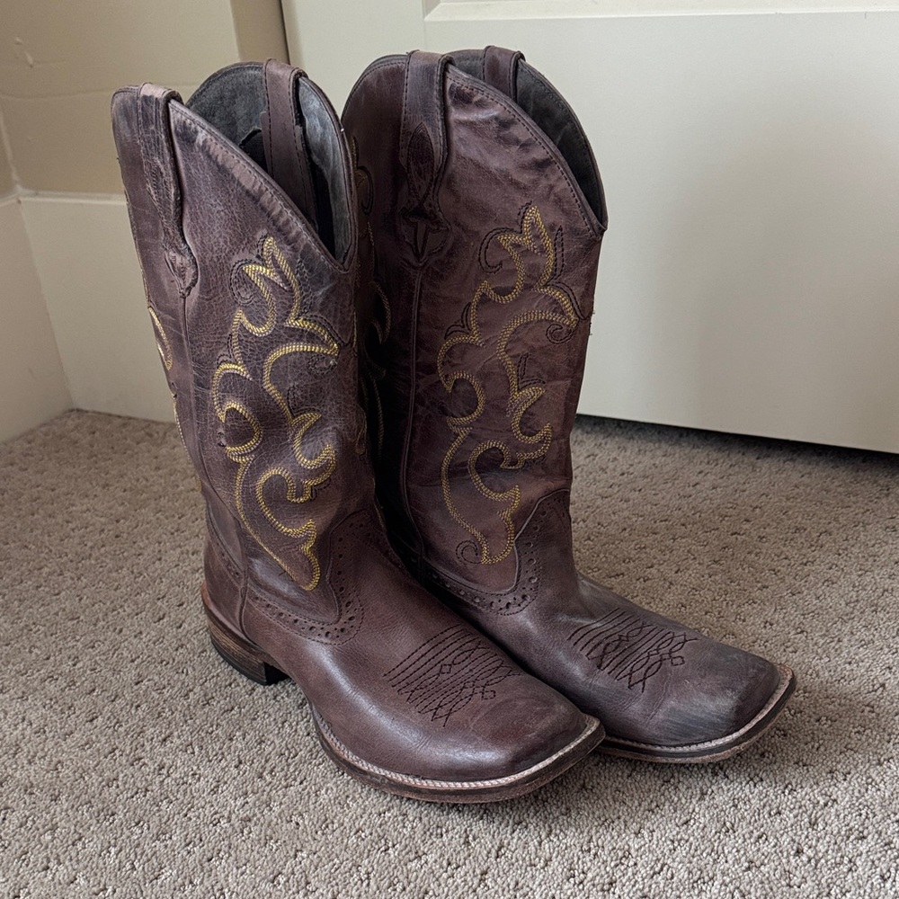 Women’s Roper Brown Cowboy Boots size 8.5